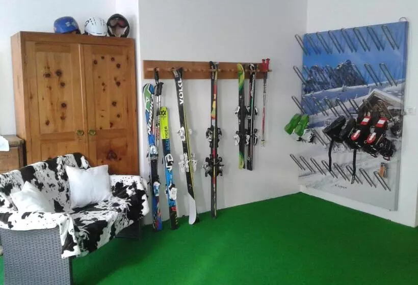 ホテル Pension Florian