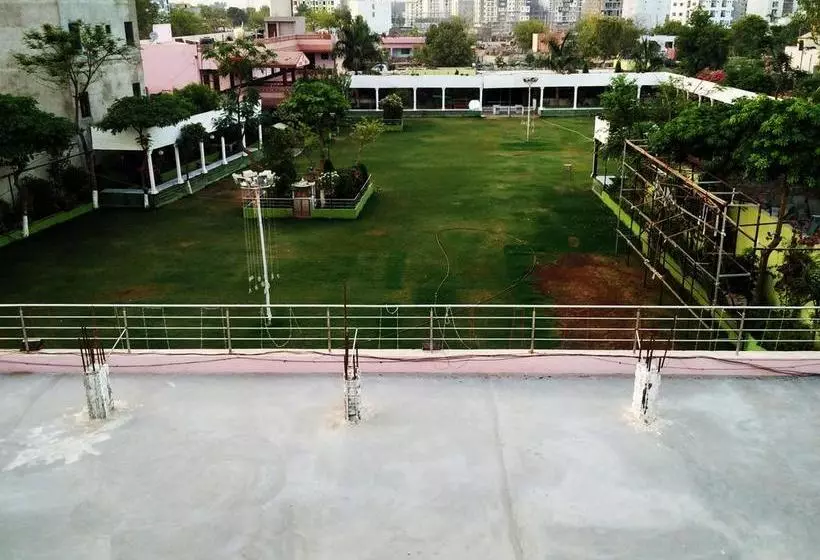 ホテル Sanjog Resort