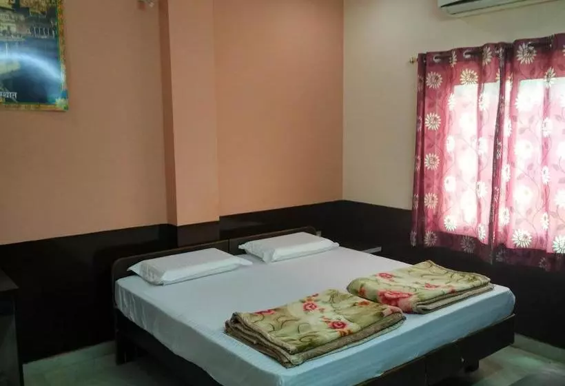 ホテル Sanjog Resort