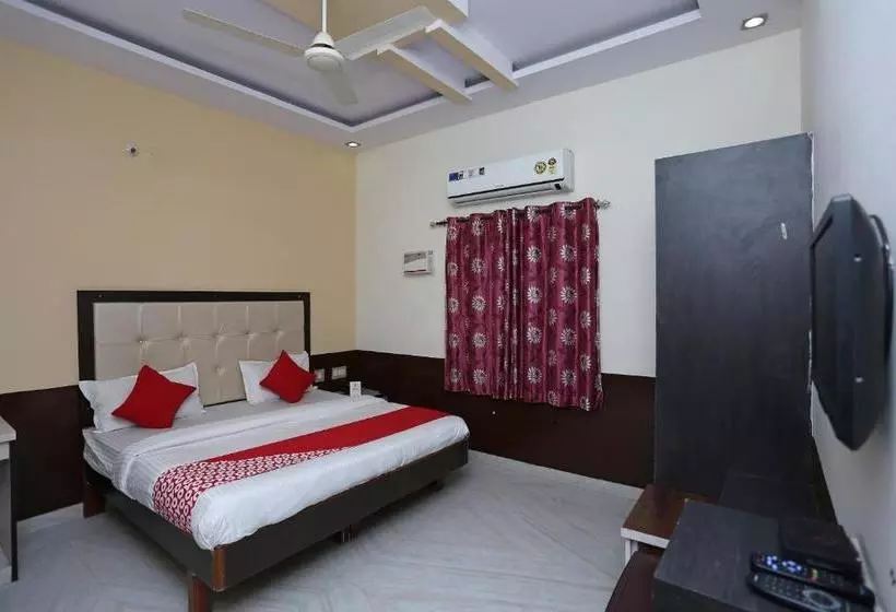 ホテル Sanjog Resort