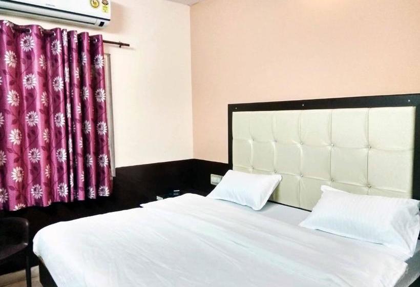 فندق Sanjog Resort