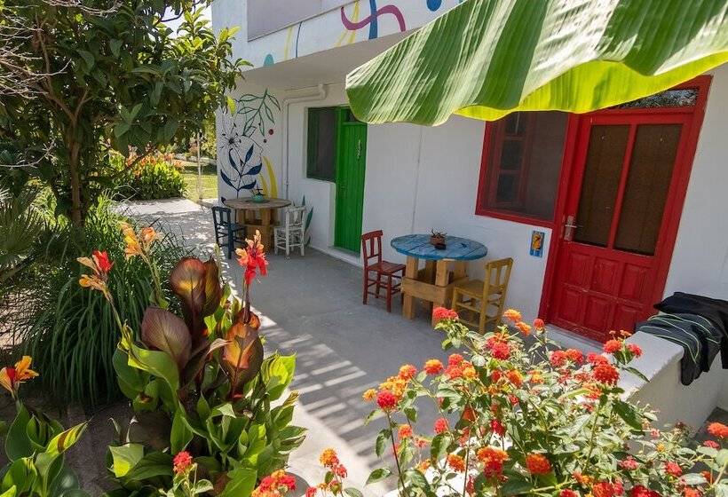 ホテル Urla Surf House