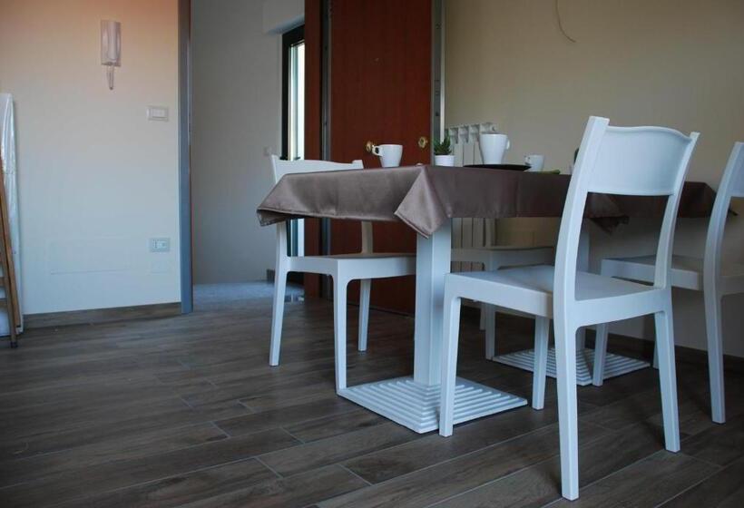 B&b Raffaello A Mare