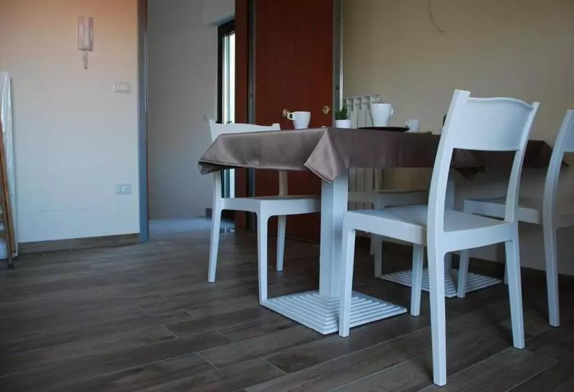 B&b Raffaello A Mare