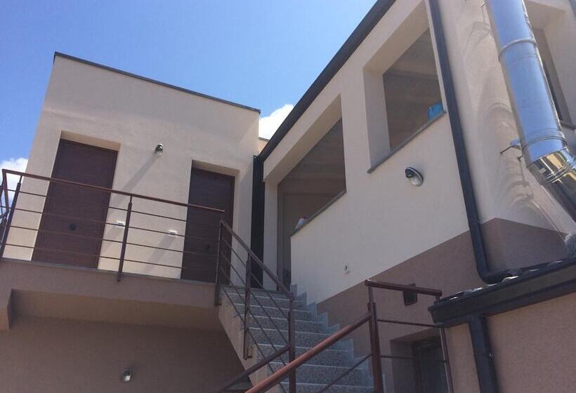 مبيت وإفطار Addisa Locazione Breve