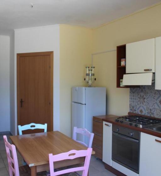 住宿加早餐  Il Giardino Di Alba