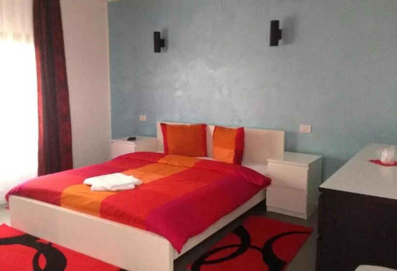 تختخواب و صبحانه Rodizio Hill Resort