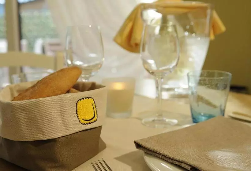 تختخواب و صبحانه Locanda Dogana
