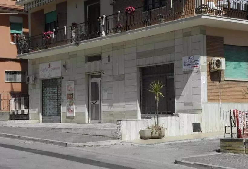 Aamiaismajoitus (B&B) Terrazza Sul Mare