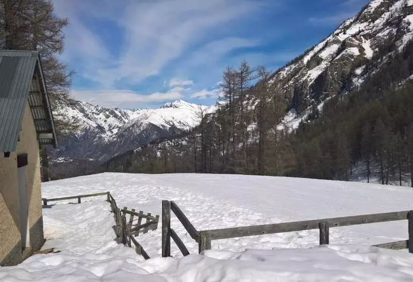 Hotelli Les Fauvettes