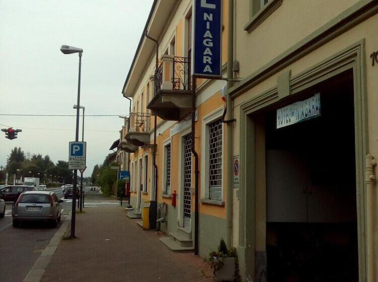 فندق Niagara