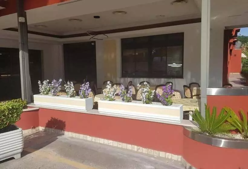 هتل Residence Memmina
