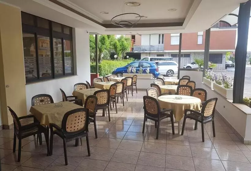 هتل Residence Memmina