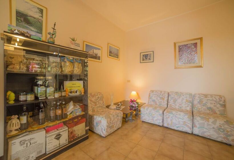 فندق Santa Maria