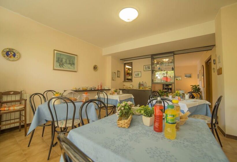 فندق Santa Maria