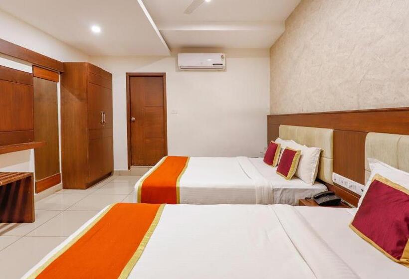 Hotel The Mount City Near Us Consulate