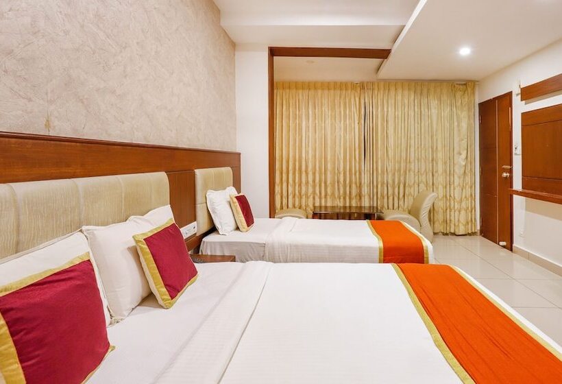 Hotel The Mount City Near Us Consulate