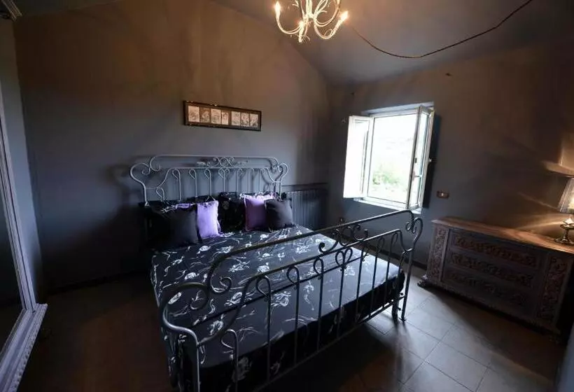 ベッドアンドブレックファースト Agriturismo Gocce Di Luna