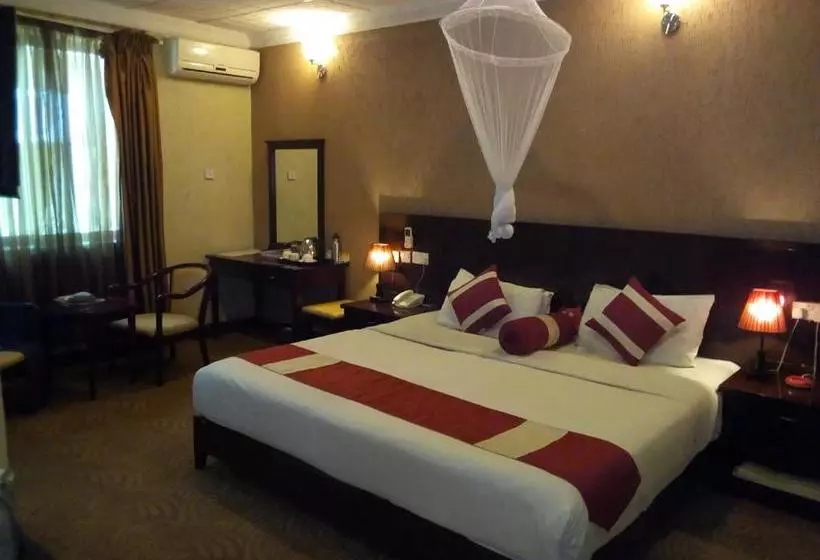 تختخواب و صبحانه Bridgeview Hotel And Conference Centre