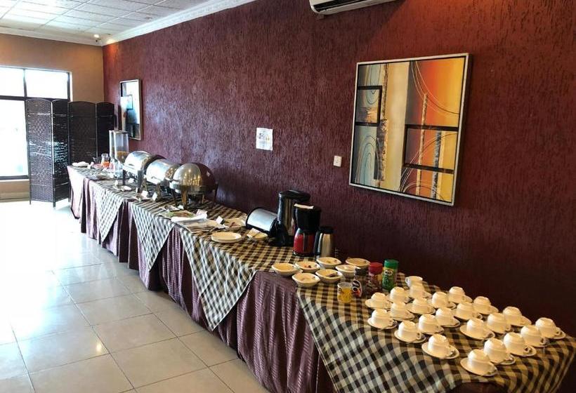 تختخواب و صبحانه Bridgeview Hotel And Conference Centre