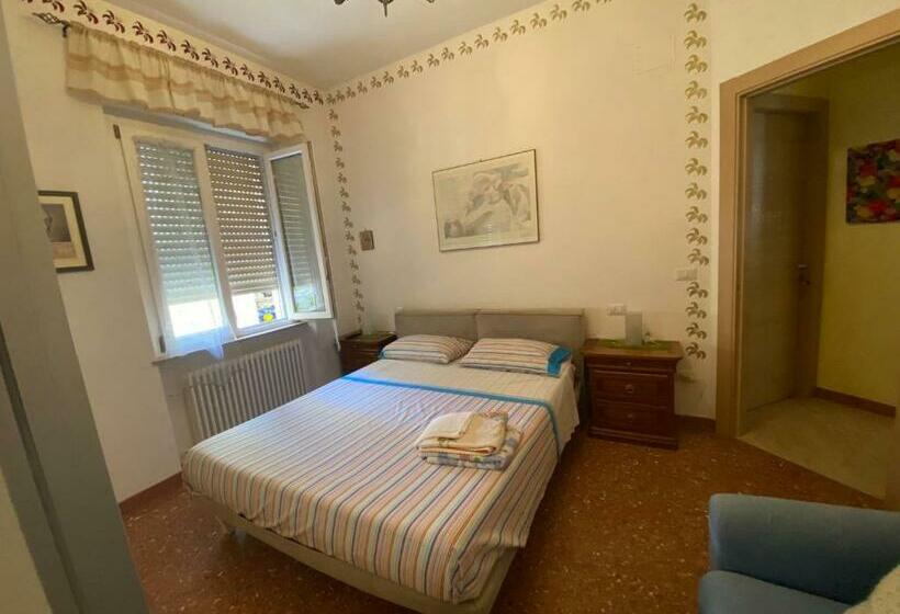 تختخواب و صبحانه Casa Riri