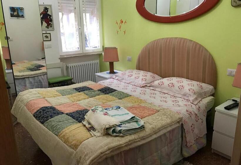 تختخواب و صبحانه Casa Riri