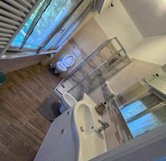 تختخواب و صبحانه Casa Riri