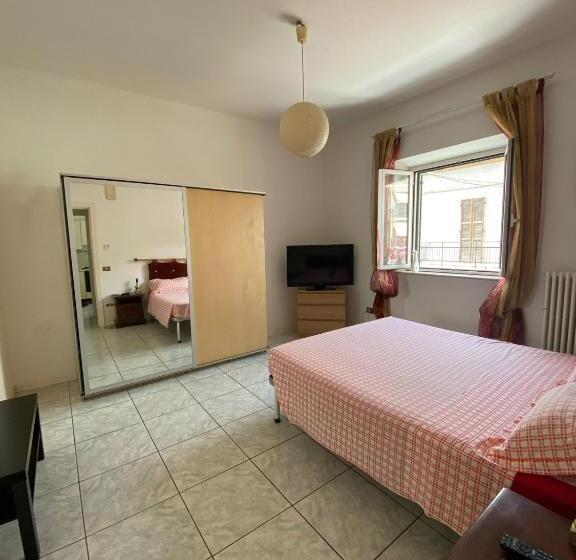 تختخواب و صبحانه Casa Riri