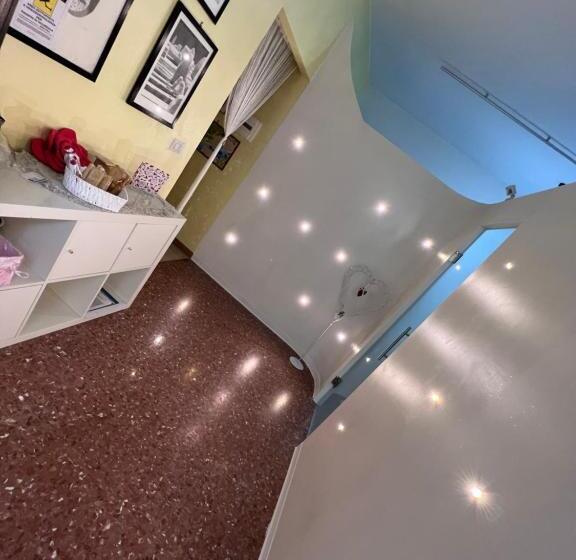 تختخواب و صبحانه Casa Riri