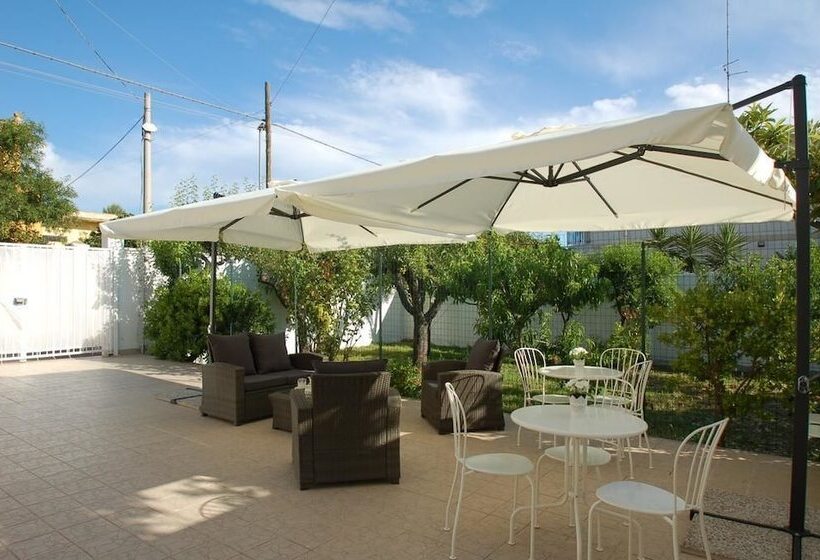 تختخواب و صبحانه Giardino Dei Frutti