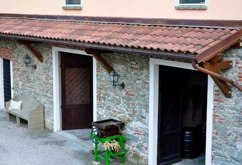 ベッドアンドブレックファースト Le Macine Relais