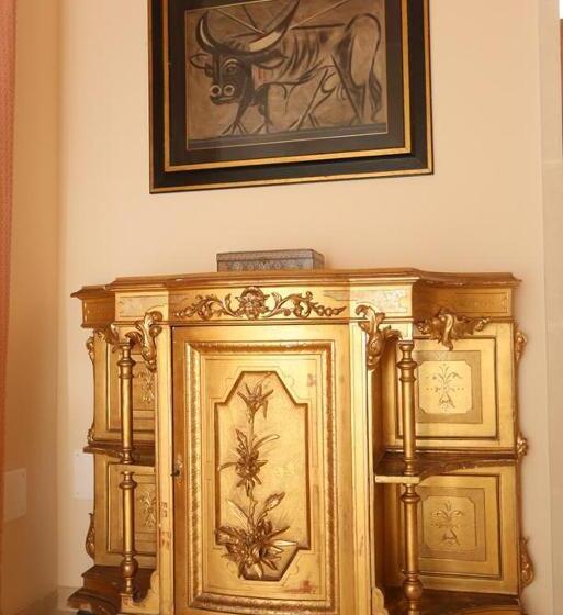 ベッドアンドブレックファースト Villa Lucrezio Resort