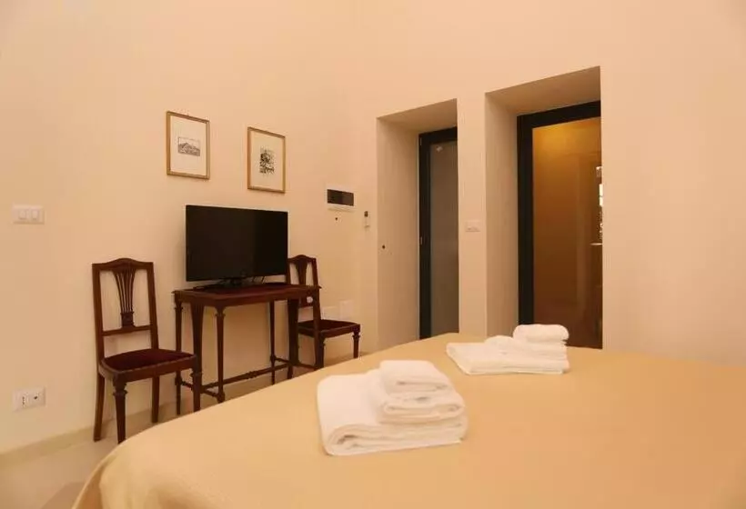 ベッドアンドブレックファースト Villa Lucrezio Resort