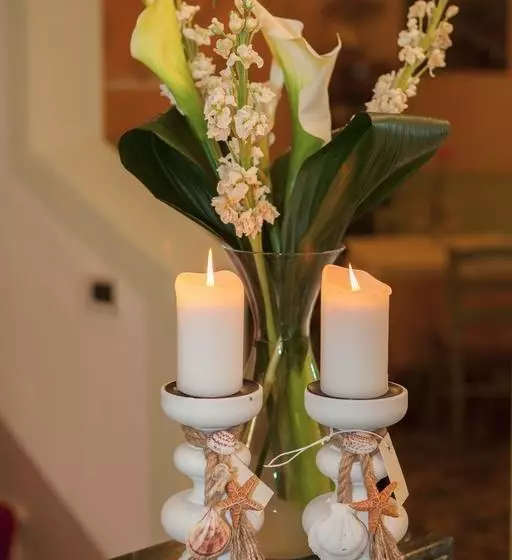 Hotelli Albergo La Lampara