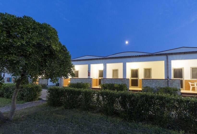 ホテル Albergo Torrente