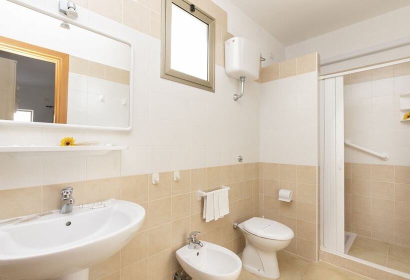 ホテル Albergo Torrente