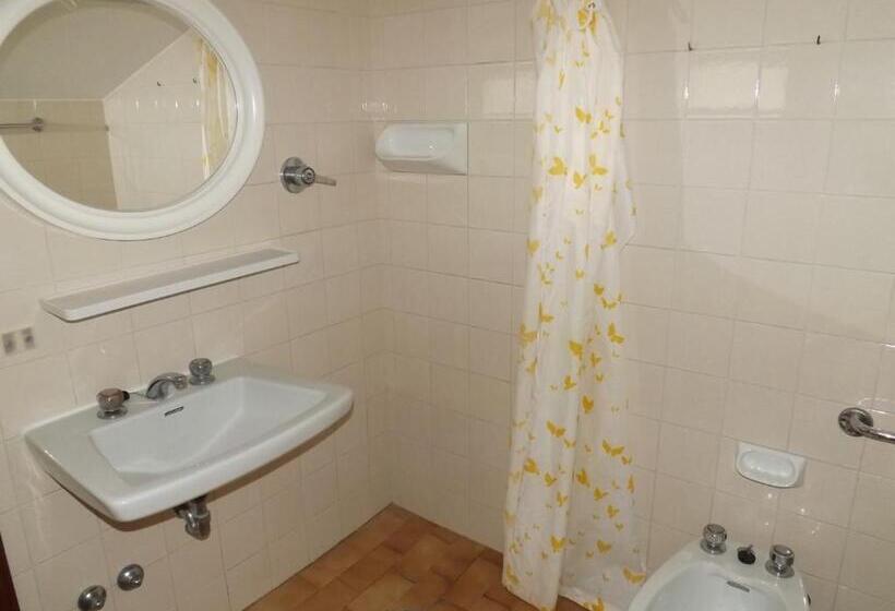 בית מלון כפרי Marina