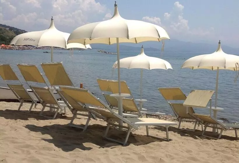 Hotelli Promenade Bleu