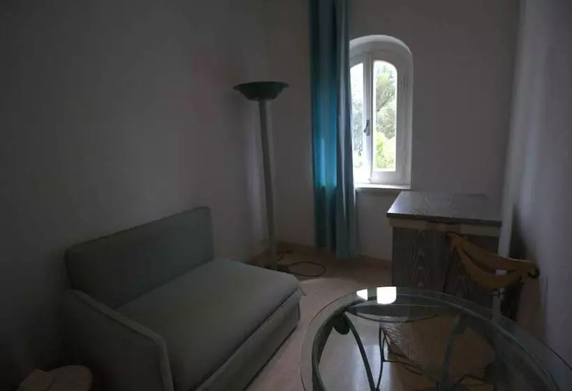 Hotelli Villa Portuso