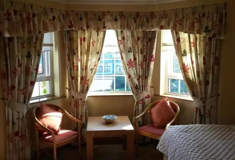 تختخواب و صبحانه Ballyraine Guesthouse