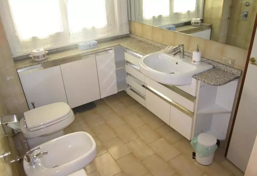تختخواب و صبحانه Bnb I Love Milano