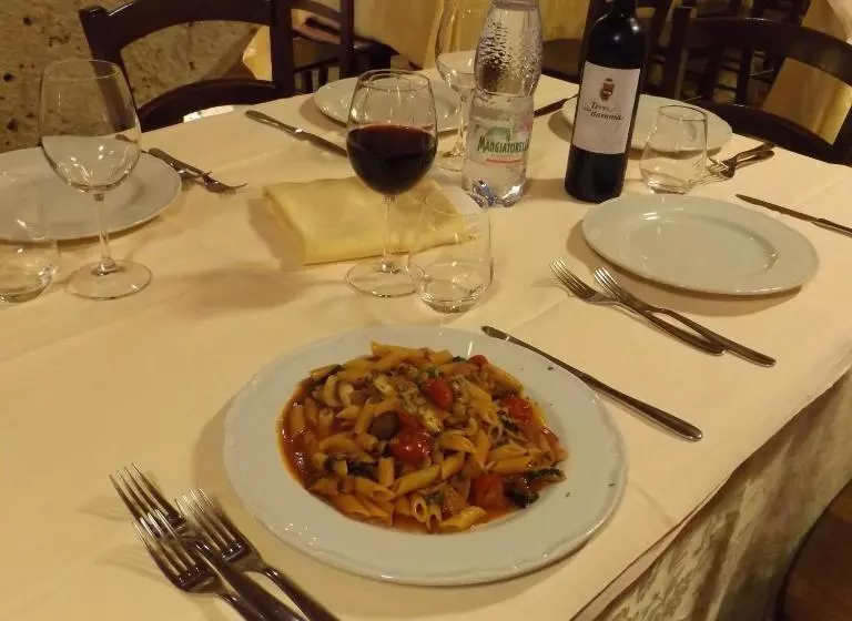 Aamiaismajoitus (B&B) Corte Dei Monaci