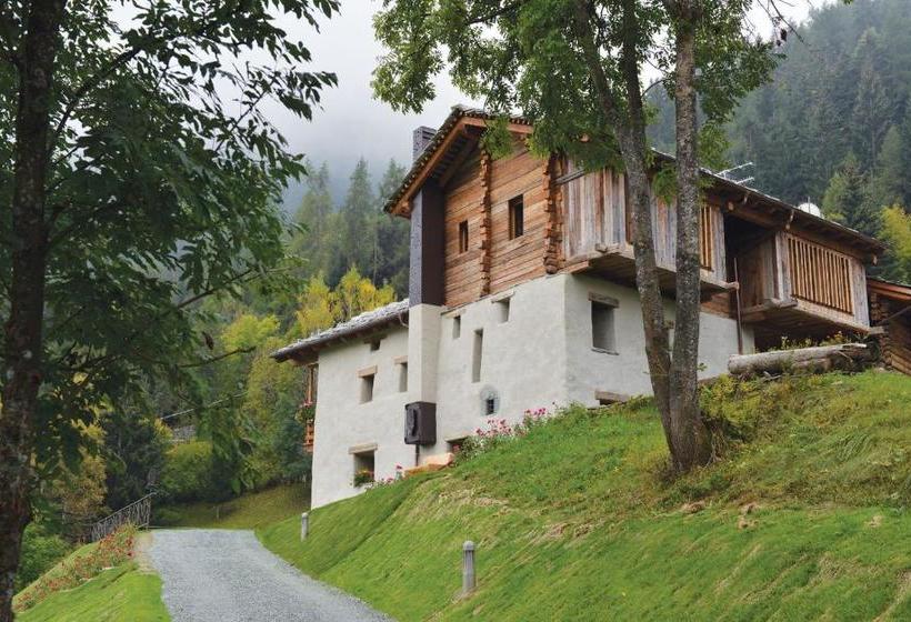 تختخواب و صبحانه La Maison De Dolphe Chalet De Charme & Art Gallery