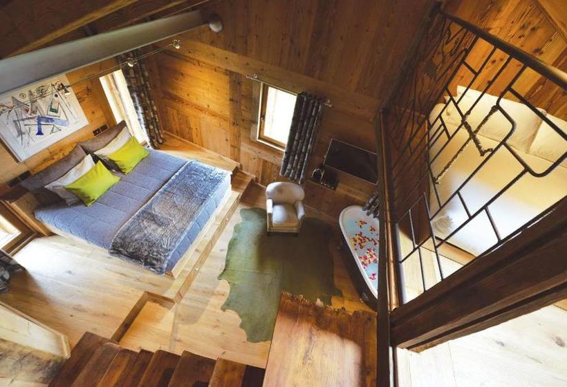 تختخواب و صبحانه La Maison De Dolphe Chalet De Charme & Art Gallery