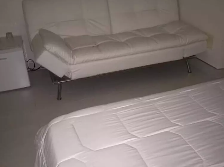 ベッドアンドブレックファースト Luxury Room Rooftop