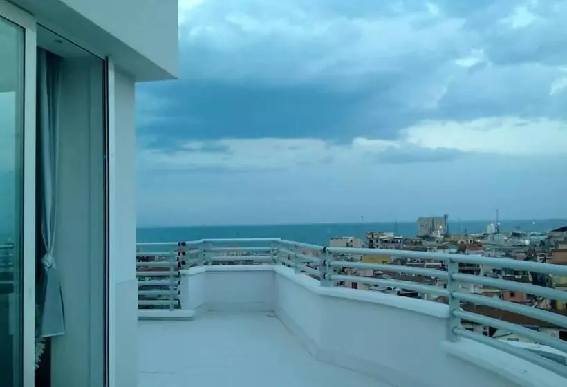 ベッドアンドブレックファースト Luxury Room Rooftop