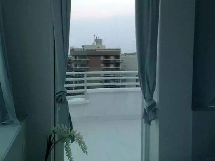 ベッドアンドブレックファースト Luxury Room Rooftop