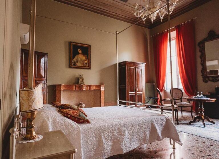 تختخواب و صبحانه Salotto Delle Arti