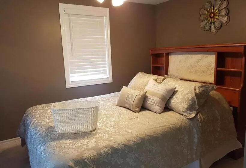 ベッドアンドブレックファースト Small Town Bound Inn