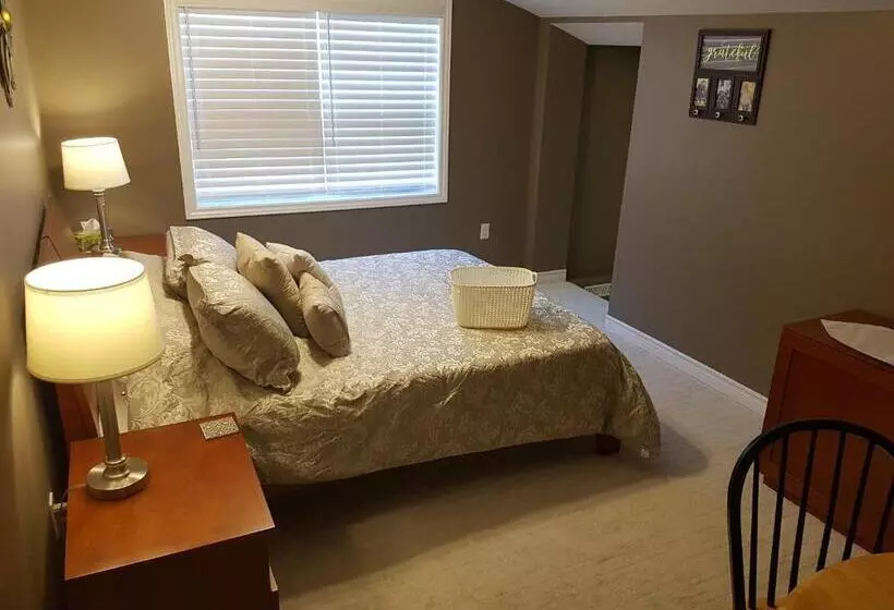 ベッドアンドブレックファースト Small Town Bound Inn